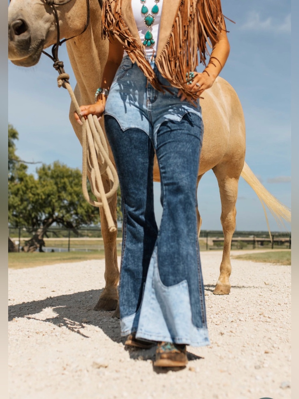 Oh Jeans Western Patchwork Flare Wave Desert Danscer Light/Dark Wash Jeans Sz L